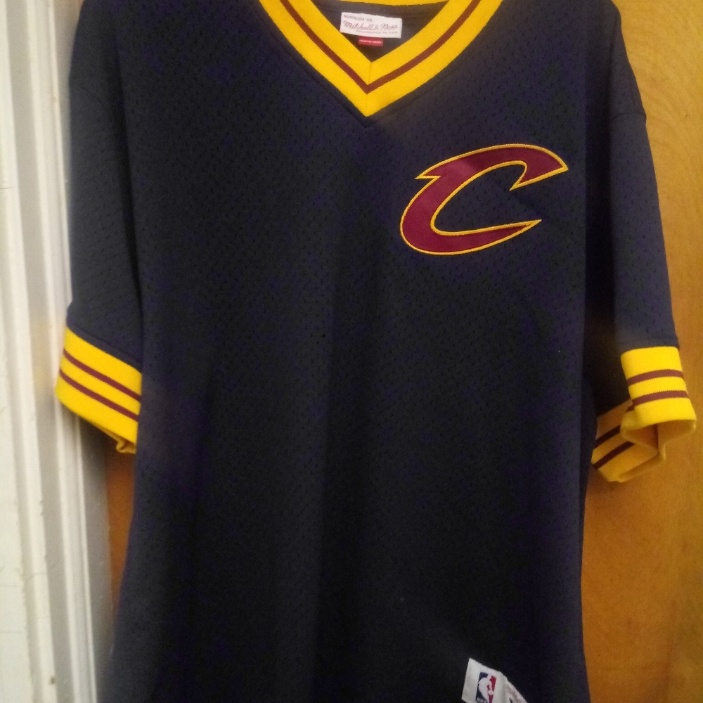 Cavaliers jersey